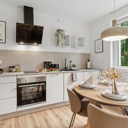 Deluxe Apartment In Bielefeld City Mit Parkplatz Und Terrasse Eksteriør bilde