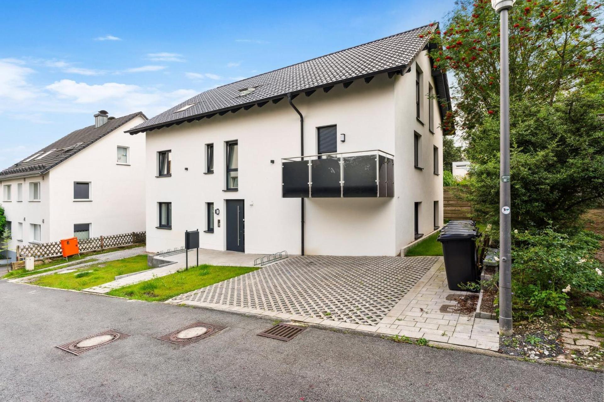 Deluxe Apartment In Bielefeld City Mit Parkplatz Und Terrasse Eksteriør bilde