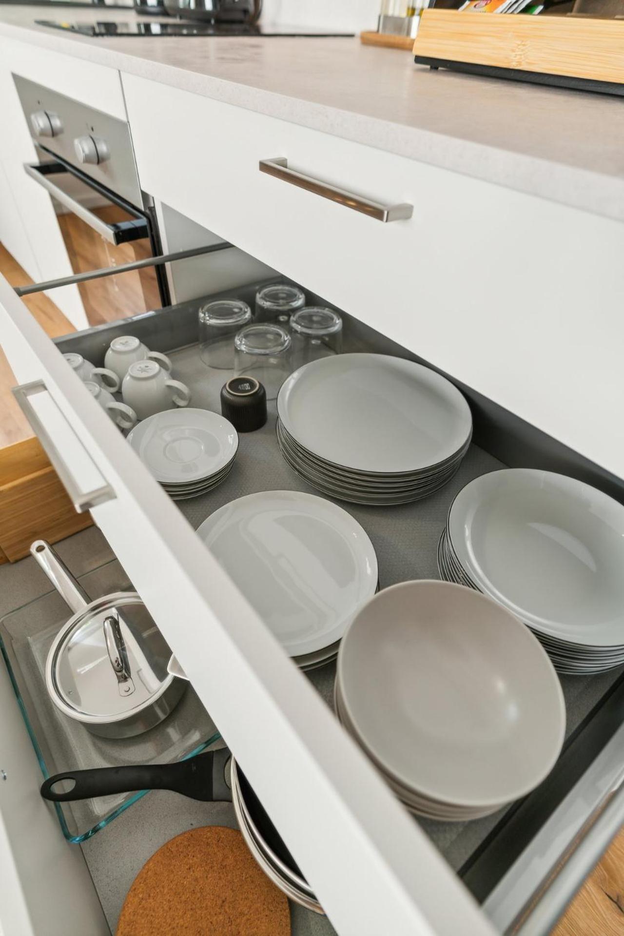 Deluxe Apartment In Bielefeld City Mit Parkplatz Und Terrasse Eksteriør bilde