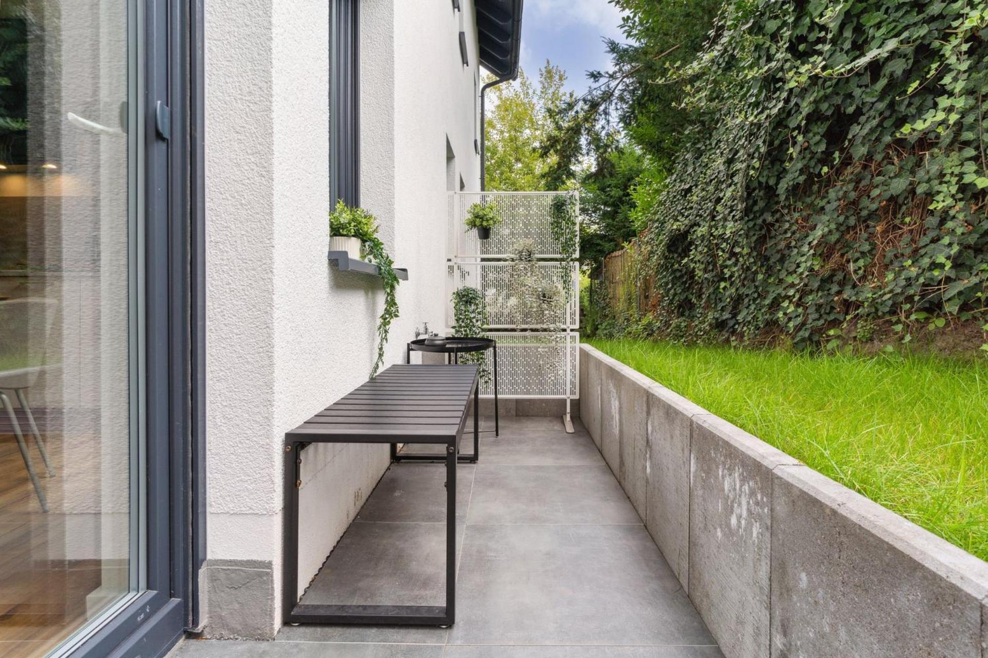 Deluxe Apartment In Bielefeld City Mit Parkplatz Und Terrasse Eksteriør bilde