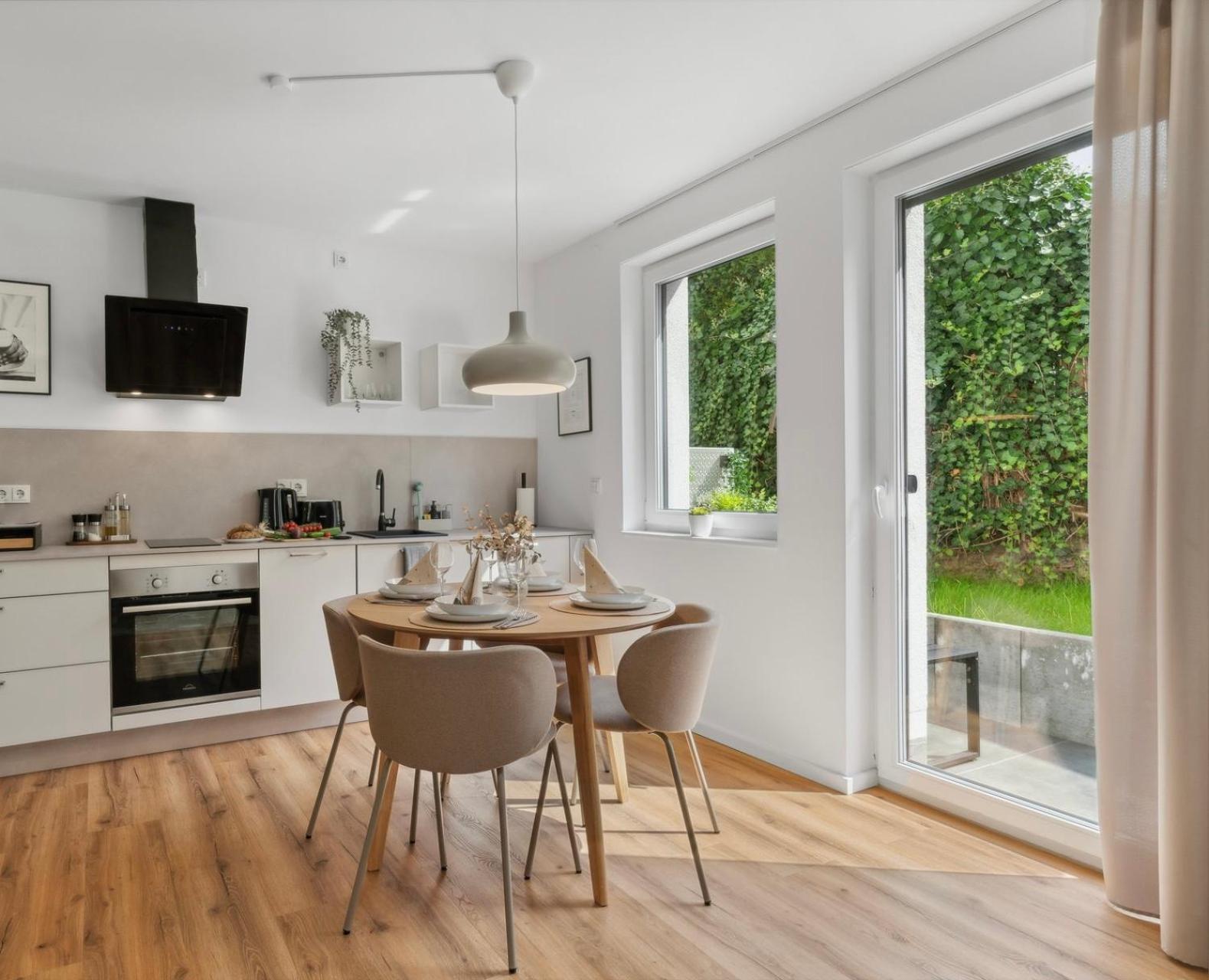 Deluxe Apartment In Bielefeld City Mit Parkplatz Und Terrasse Eksteriør bilde
